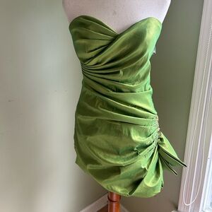 NWT Mac Duggar Couture short green strapless dress w/side bow/rhinestones Size 8